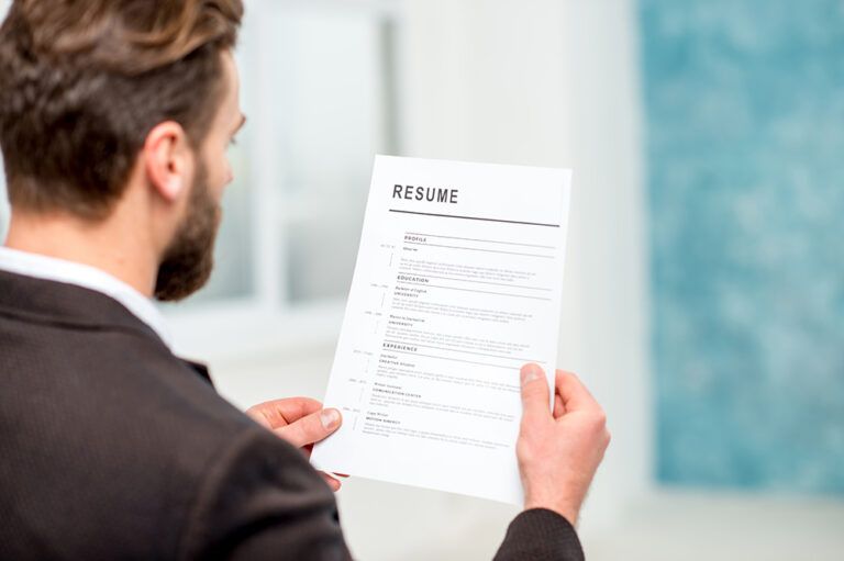 5 Easy Tips to Build a Resume for Freshers | Business Management |Emeritus India