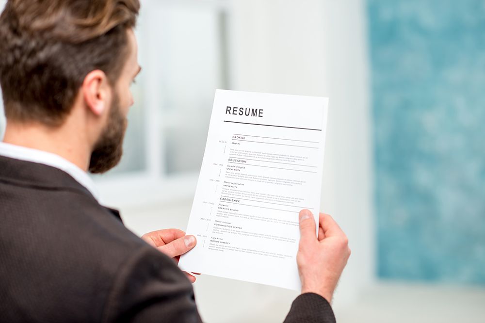5 Easy Tips to Build a Resume for Freshers | Upskilling | Emeritus