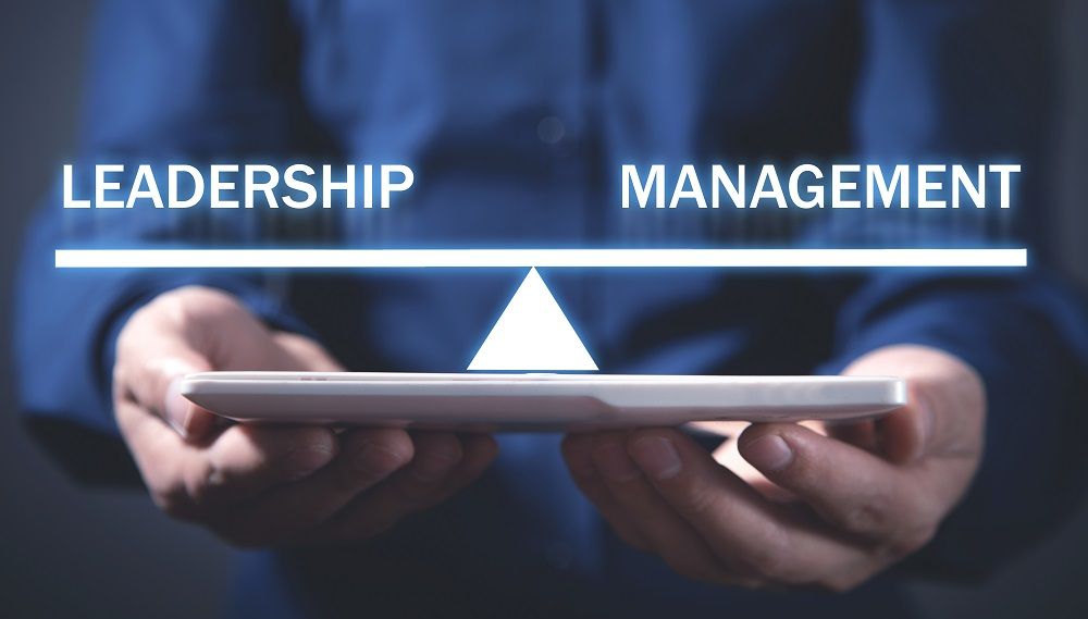 Leading vs. Managing: Top Differences | Emeritus India | Leadership | Emeritus