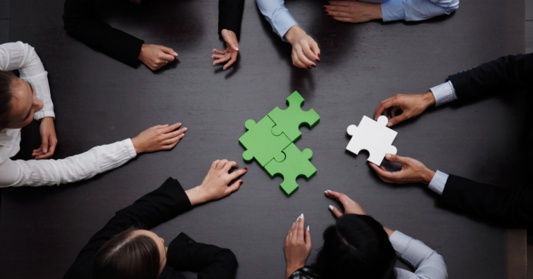 How the IIMK Senior Management Programme Curriculum Builds Strategic Leadership | Leadership | Emeritus